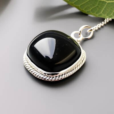 Silver Sheen Obsidian in Jewelry and Decor