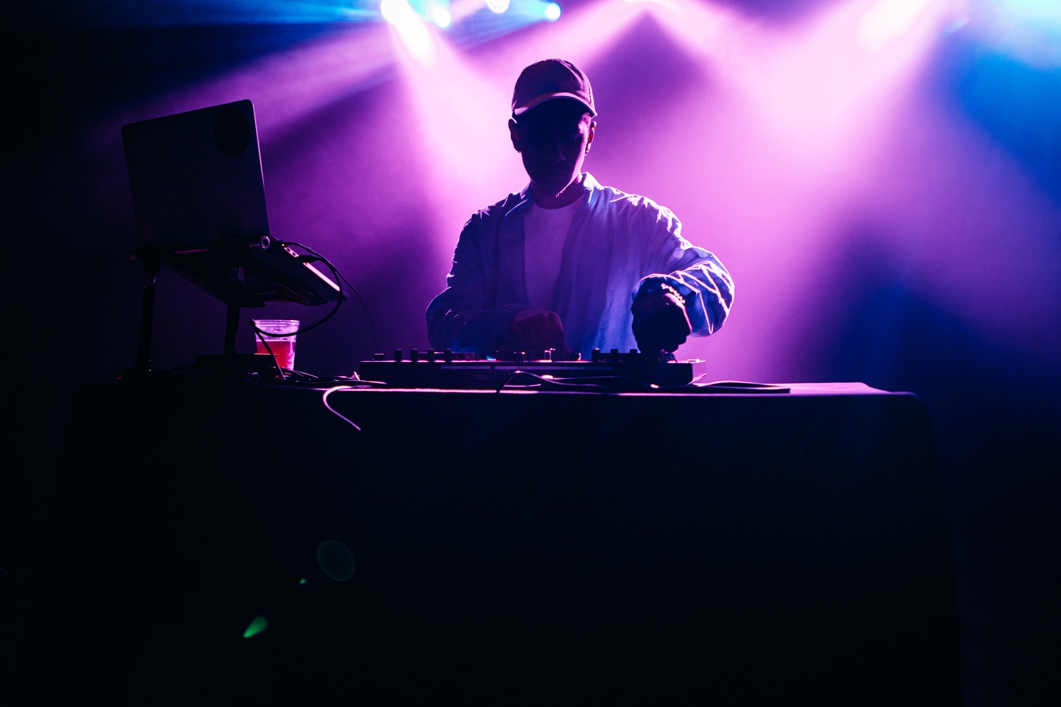 7 Innovative Ideas to Elevate Your DJ Performance