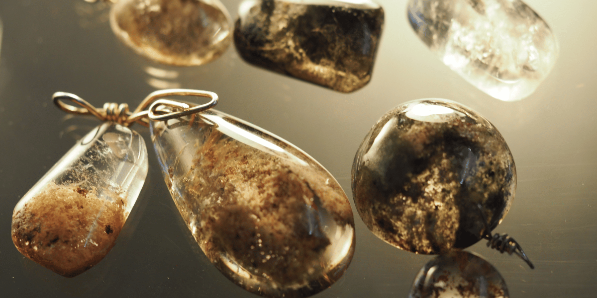 Lodolite: Meanings, Properties and Powers