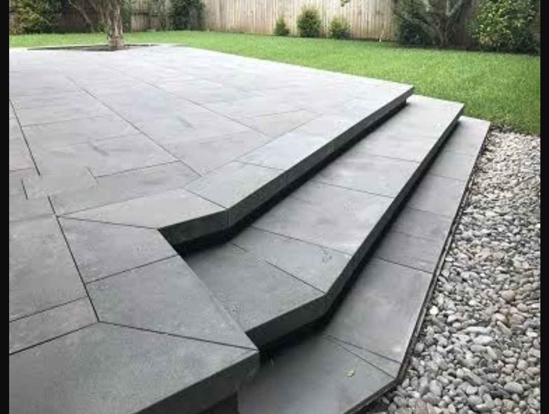 Step into Luxury: Quality Bluestone Pavers Redefining Outdoor Living
