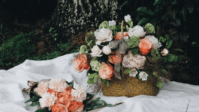 The 12 Most Meaningful Flowers to Include in a Sympathy Gift Basket