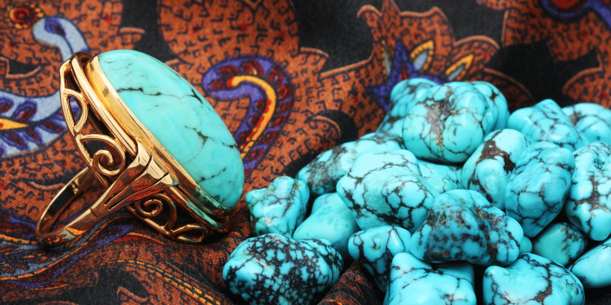 Turquoise Stone: Meanings, Properties, and Powers