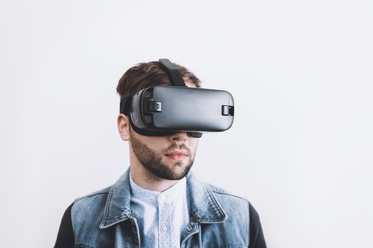 Step into a New Reality: Exploring the Wonders of Virtual Reality (VR)
