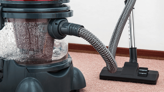 Industrial vs. Residential Carpet Cleaners: Which One Do You Need
