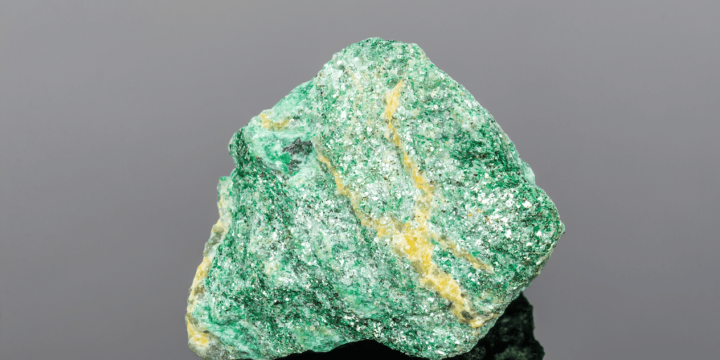 Fuchsite: Meaning, Properties and Powers - Stonesmentor