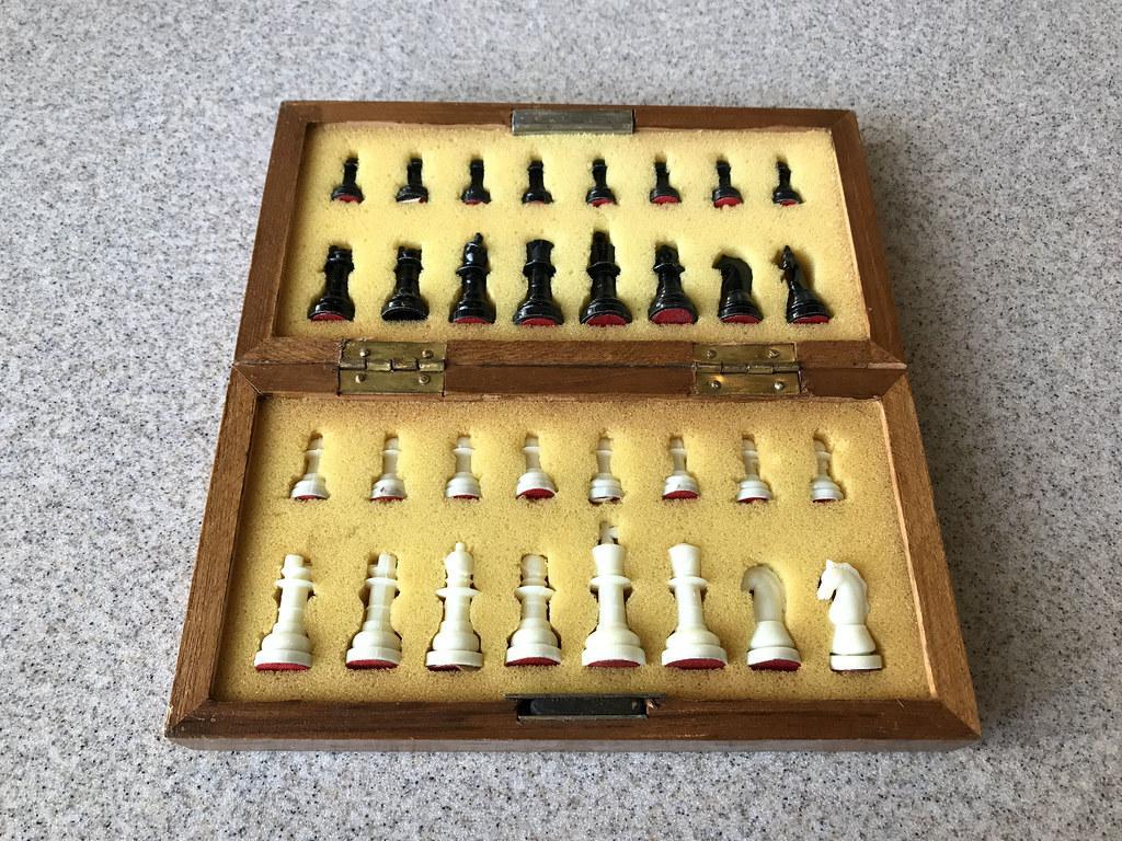 Board Games on Tour: Travel Chess Sets for Entertainment