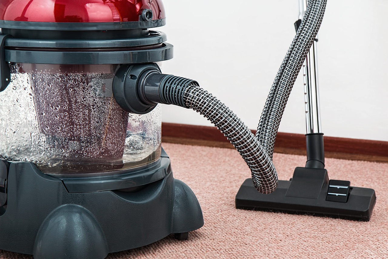 Top 7 Factors in Selecting the Right Carpet Cleaning Service