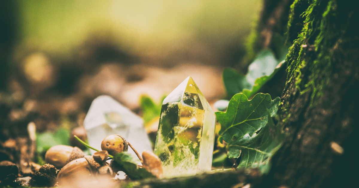 Green Crystal: Meanings, Properties and Powers