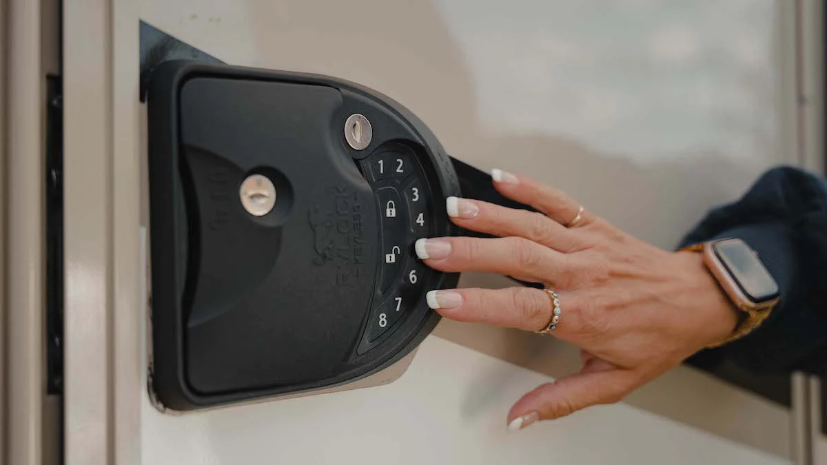 Exploring the World of RV Lock Keyless Systems and the Innovative Filluck Technology