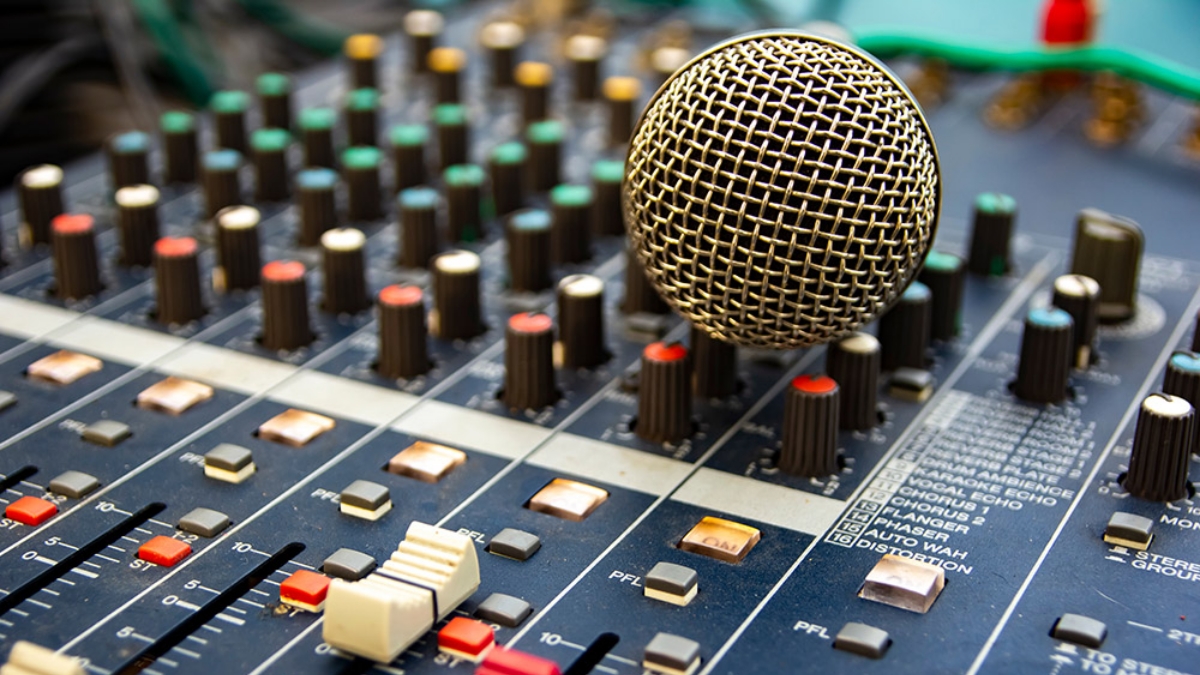 Navigating The World Of Audio Visual Hire: Essential Considerations For Your Next Event