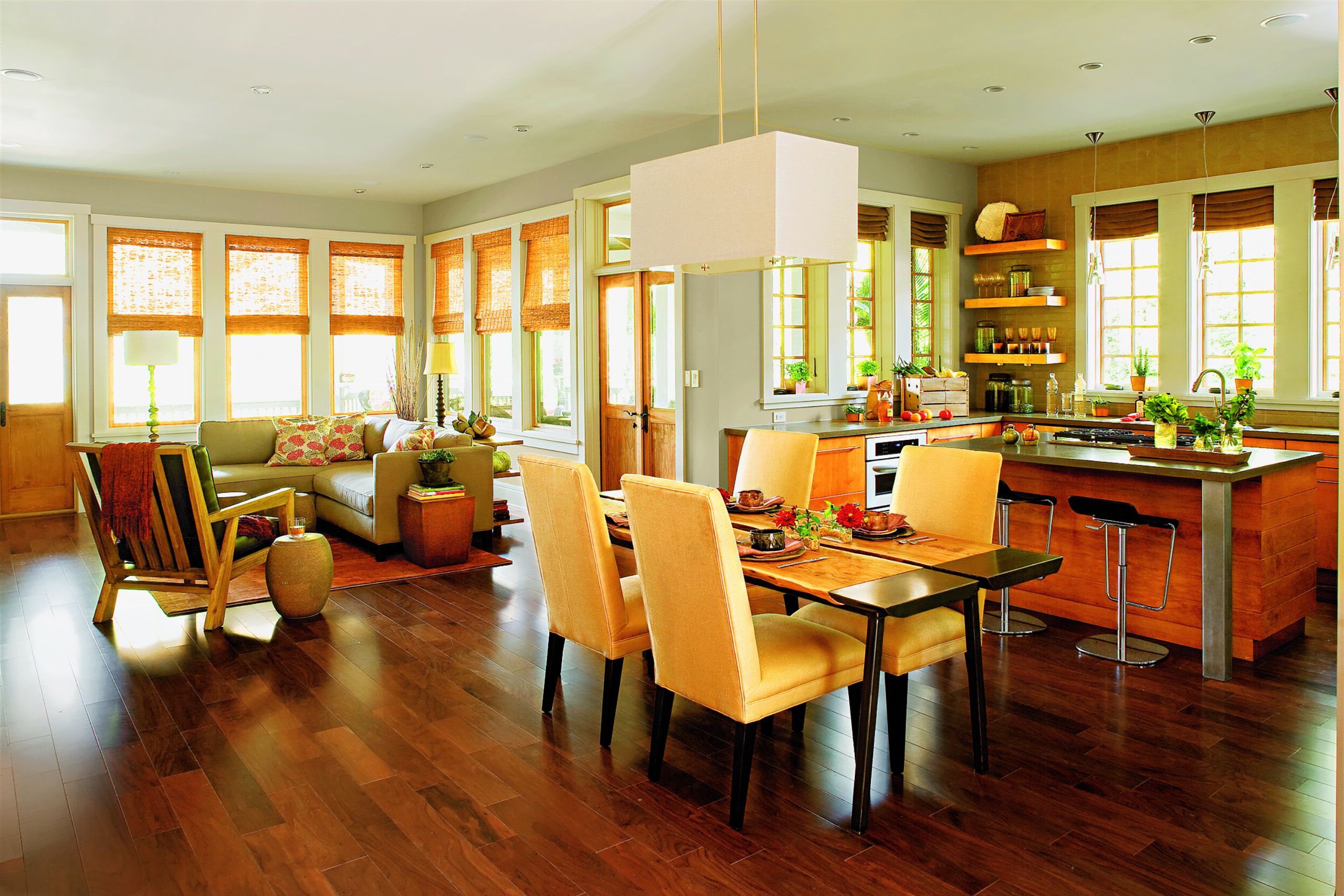 The Ultimate Guide to Choosing the Right Hardwood Finish for Your Home