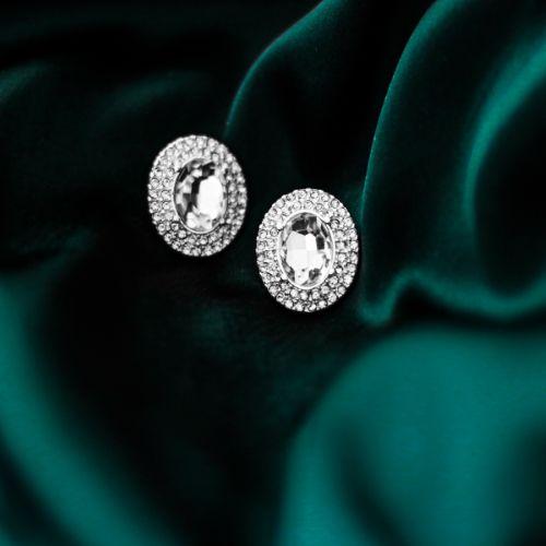 Different Types of Natural Diamond Earrings Available Today