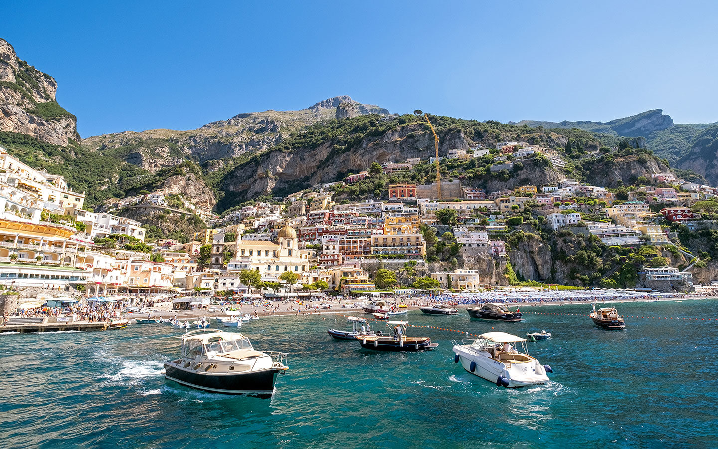 Exploring the Italian Coast: A Guide to Boat Rental Italy