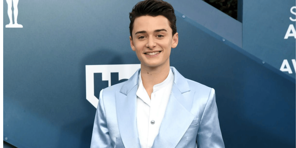 Noah Schnapp Sexual Orientation, Gay, Net, Worth, Age, Bio, News