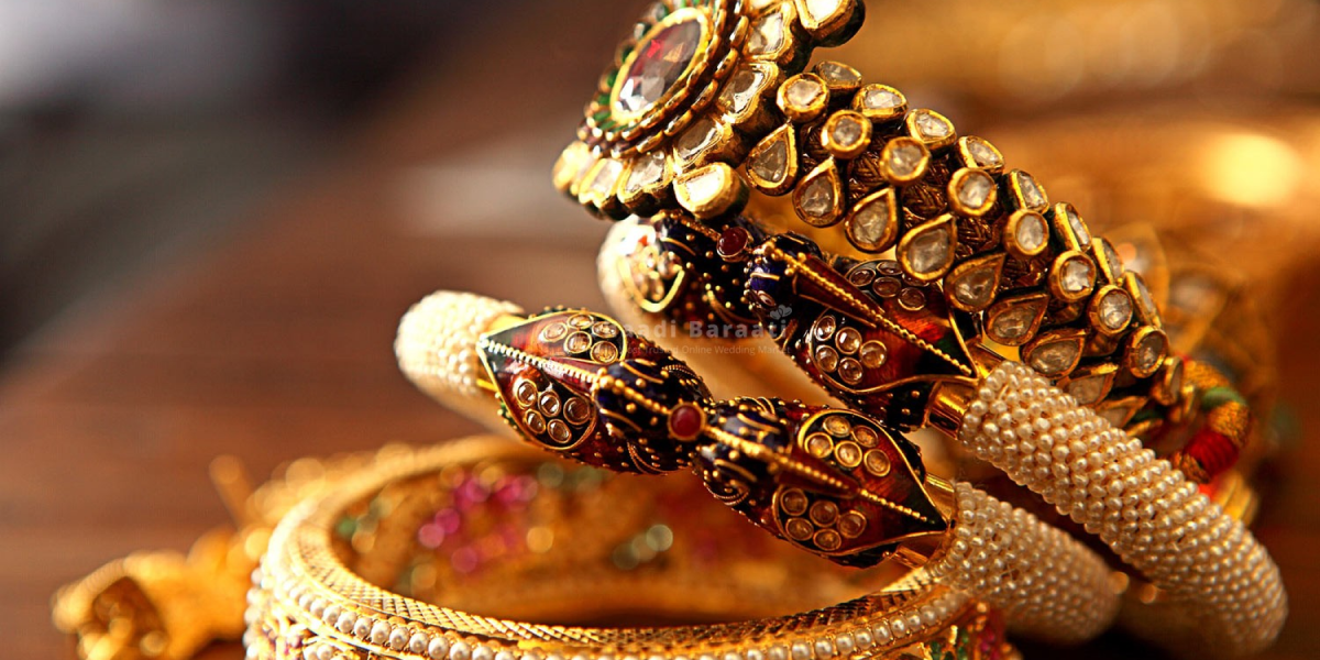 Things to Know About Antique Jewellery