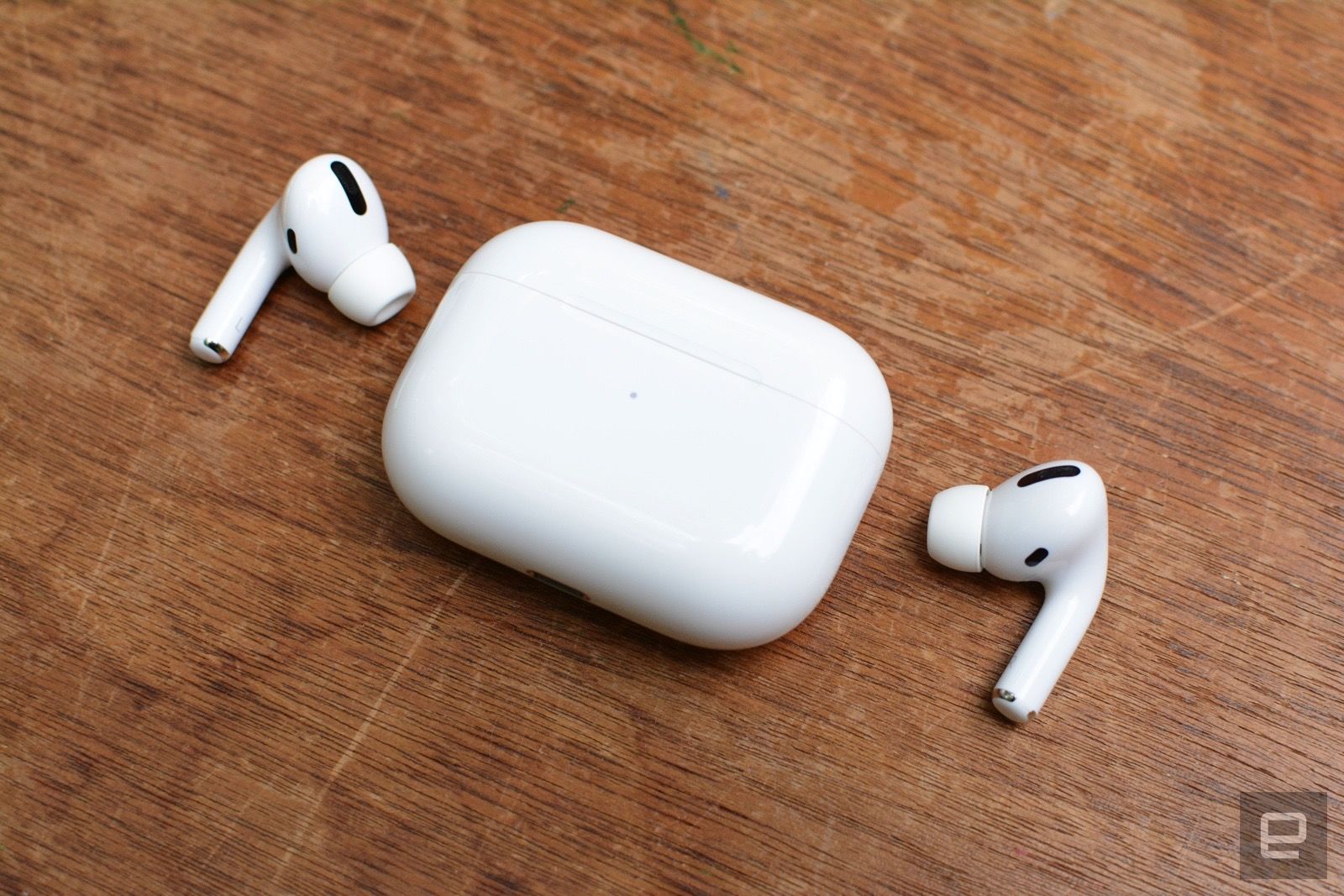 The Most Common Problems of AirPods and How to Fix Them