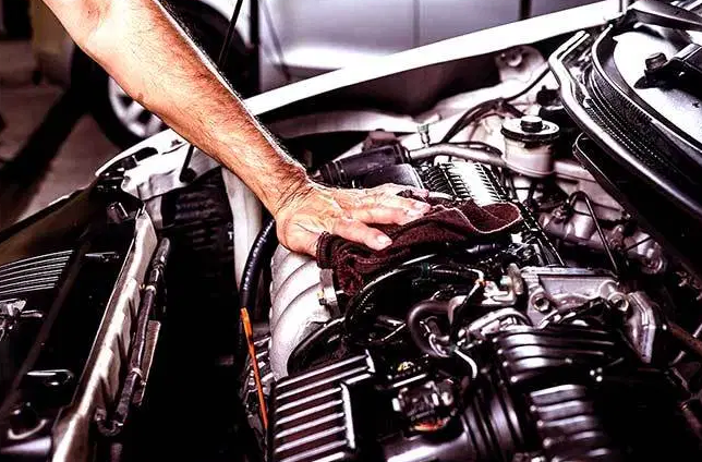 Transmission Troubles: Signs, Solutions, and When to Seek Professional Help