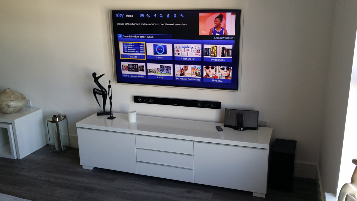 Essential Tips for Safe and Secure TV Installation in Toronto Homes