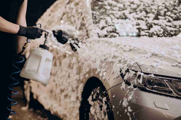 7 Surprising Benefits of Mobile Car wash Services