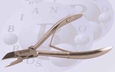 Tips On How To Use Cuticle Nippers Or Nail Nippers