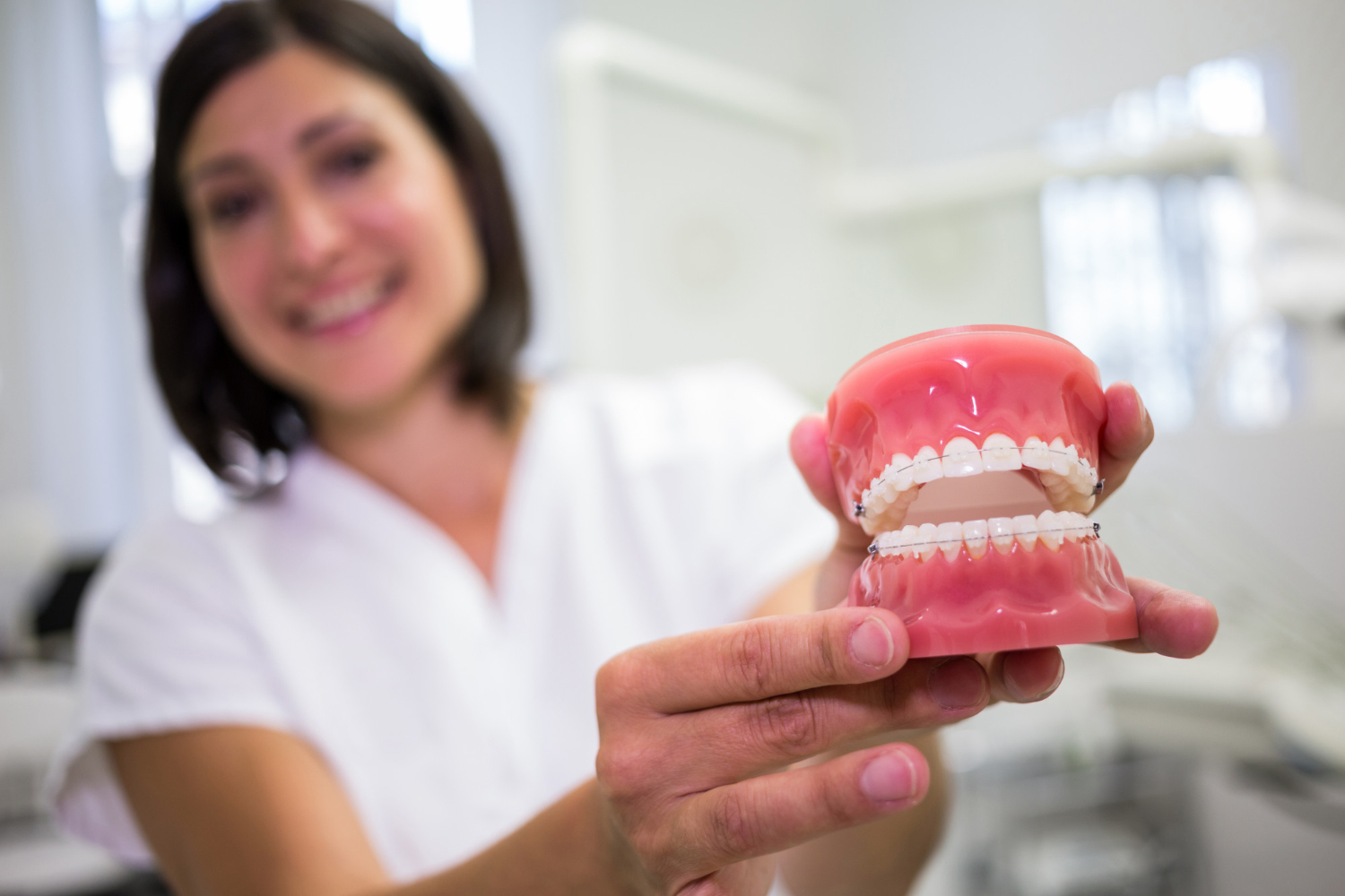 Top 13  Benefits of Implant-Supported Dentures That You Need To Know