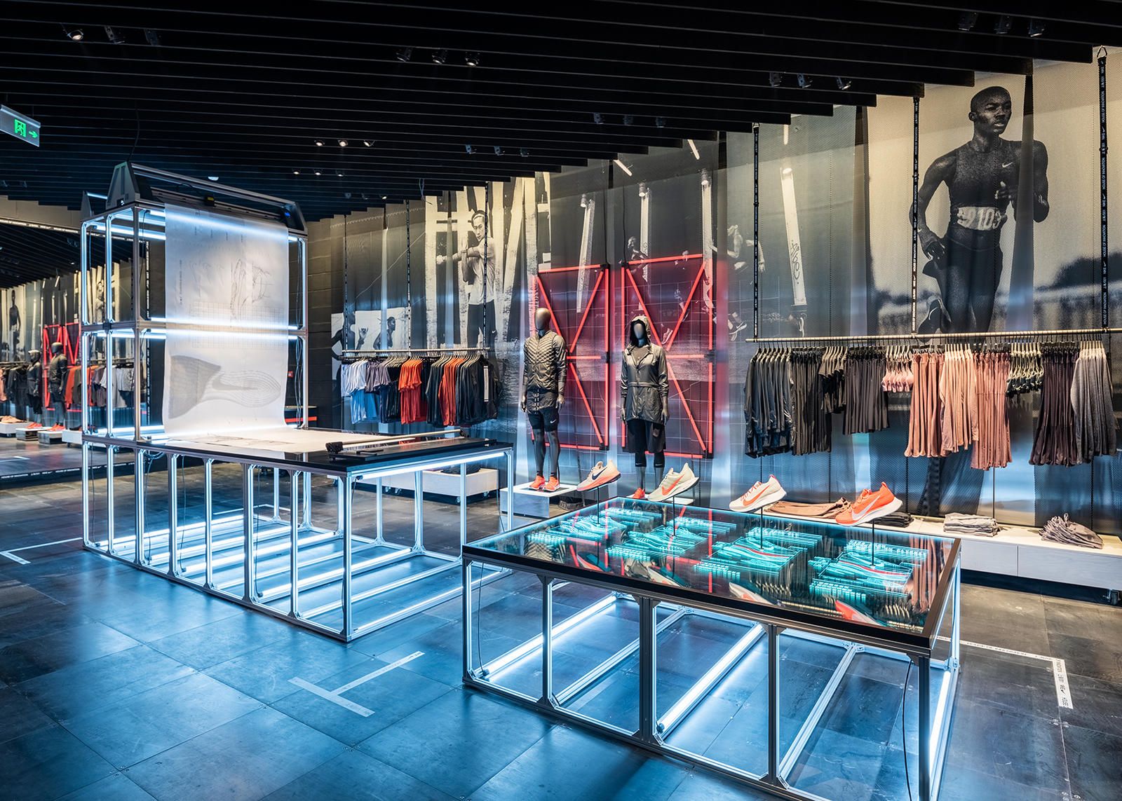 Innovative Retail Displays: Captivating Customers and Boosting Sales