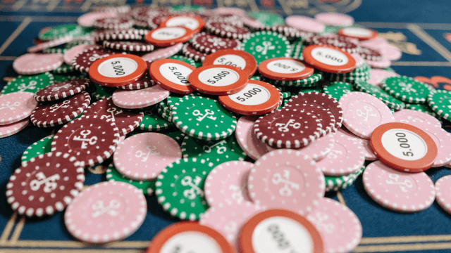 Elevating Corporate Gifting: The Power of Customized Poker Chips