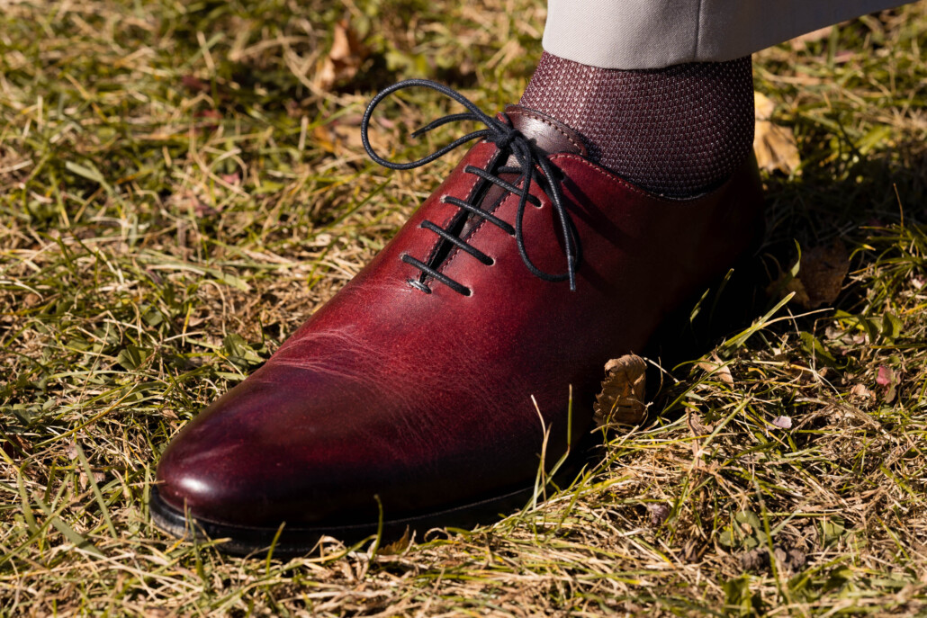 The Significance of Men's Business Casual Shoes in Contemporary Fashion