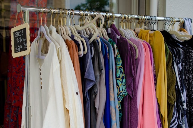 10 Best Cities for Thrift Shopping