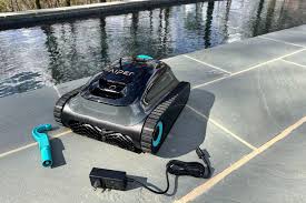 Top 10 Robotic Pool Cleaners for Sparkling Clear Pools in 2024